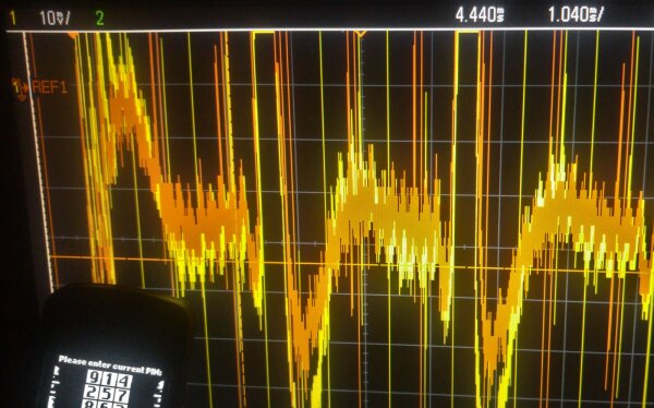 Oscilloscope view Trezor One PIN entry with experimental fix to compare two masked PIN patterns.<br/> 10mV / div zoom level.